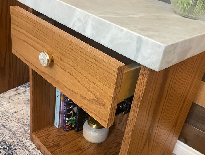 <h2>Custom set of nightstands</h2>